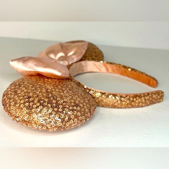Disney Ears Rose Gold Minnie Mouse Ears Headband Sequin and Satin Bow - Picture 4 of 6